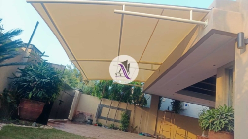 WALL MOUNT PVC CAR SHADE